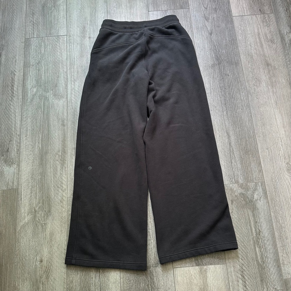 Lululemon mid rise scuba Wide Leg Fleece Sweatpants Black Women's Size 4 - Picture 2 of 6